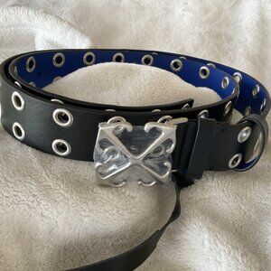 Off-White Men's Arrow Eyelets Leather Belt 34 in/90 cm Authentic NWOT
